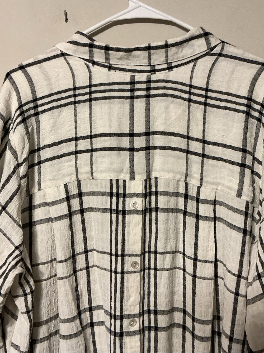 Jane + Delancey Plaid Button-Back Tunic Shirt - Picture 8 of 12